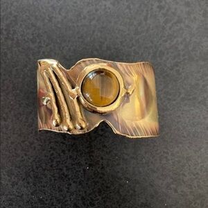 Vtg Modernist AUTHENTIC AFRICA Modern Art HAMMERED BRASS CUFF BRACELET w/Label
